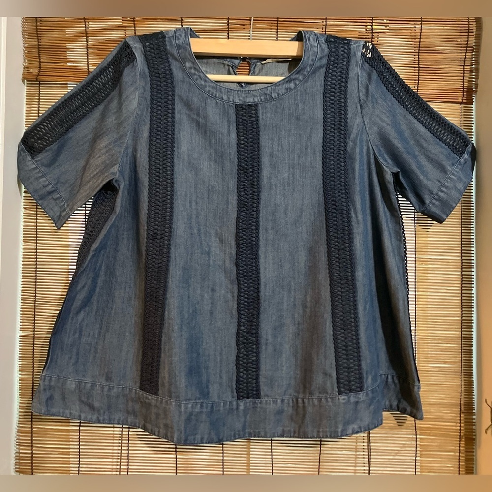 Soft Surroundings Lapiza Crochet Stripe Chambray Top Dark Wash Blue Denim - Picture 3 of 9
